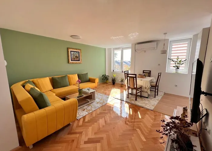 The Goldie Apartment